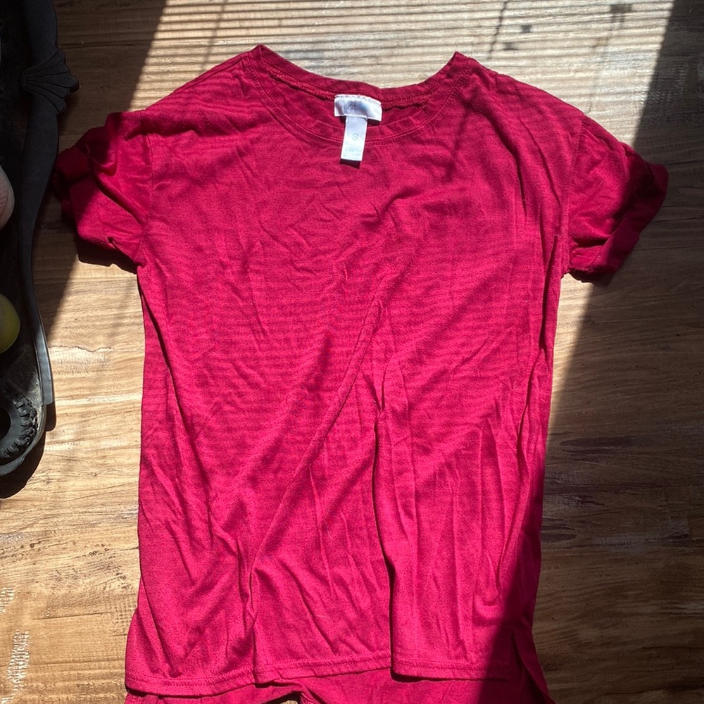 Pink tee shirt slouchy and comfortable